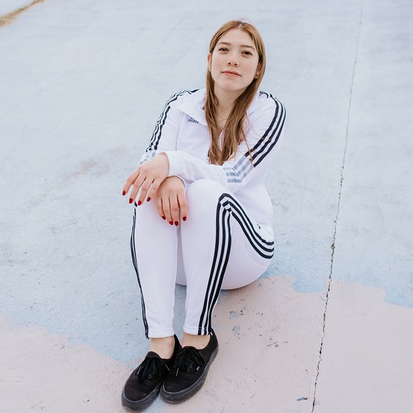 Meet your Posher, Aleksya
